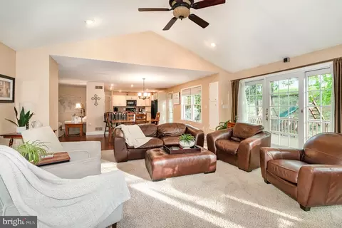 49 W Lexington Rd, Lititz, PA 17543 photo 10