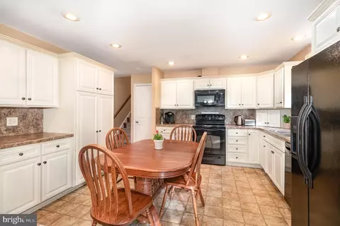 49 W Lexington Rd, Lititz, PA 17543 photo 12