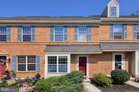 366 Meetinghouse Ln, Lancaster, PA 17601