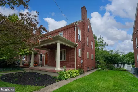 19 Atkins Ave, Lancaster, PA 17603