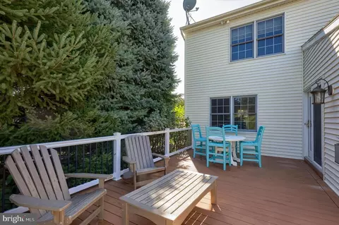 Exterior - 22 Camellia Ct, Lititz, PA 17543 photo 9 of 14