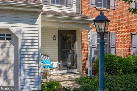 Exterior - 22 Camellia Ct, Lititz, PA 17543 photo 4 of 14