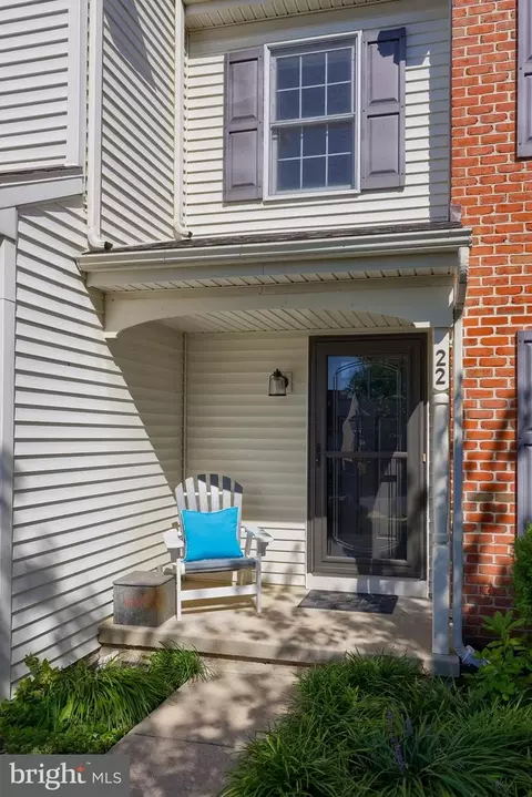 Exterior - 22 Camellia Ct, Lititz, PA 17543 photo 6 of 14