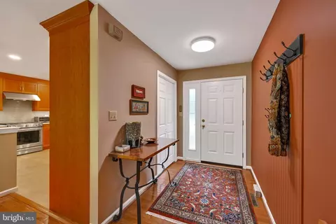 1 Cardiff Ct, Lititz, PA 17543 photo 3