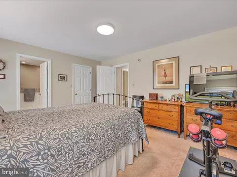 1 Cardiff Ct, Lititz, PA 17543 photo 13