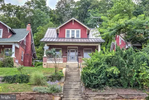 538 E Main St, Ephrata, PA 17522