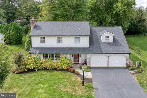 1934 Geraldson Dr, Lancaster, PA 17601