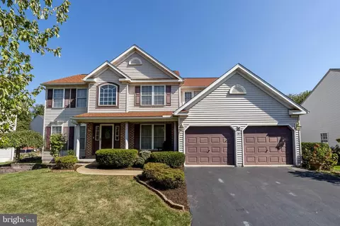 324 Hawthorne Dr, Denver, PA 17517
