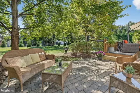 Exterior - 677 Dorset St, Lititz, PA 17543 photo 2 of 7