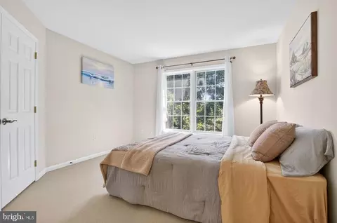Bedroom - 677 Dorset St, Lititz, PA 17543 photo 5 of 8