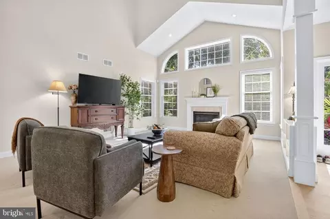Living - 677 Dorset St, Lititz, PA 17543 photo 3 of 5