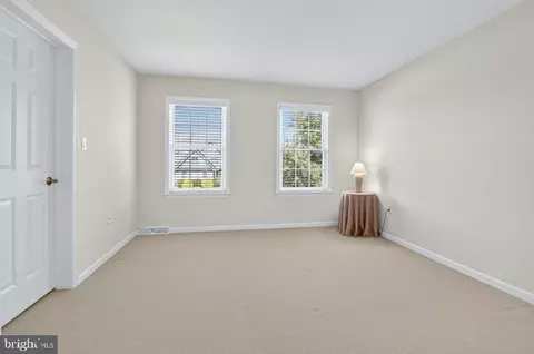 Bedroom - 677 Dorset St, Lititz, PA 17543 photo 3 of 8