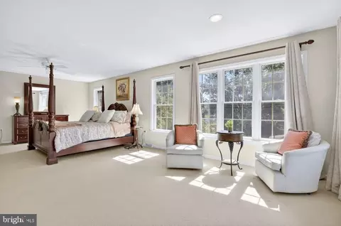 Bedroom - 677 Dorset St, Lititz, PA 17543 photo 2 of 8