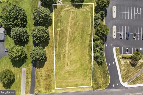 992 Hammon Ave, Ephrata, PA 17522