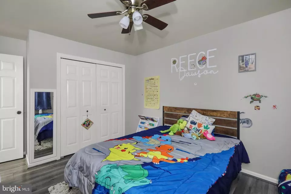 Bedroom - 81 W South Ave, Landisville, PA 17538 photo 4 of 6
