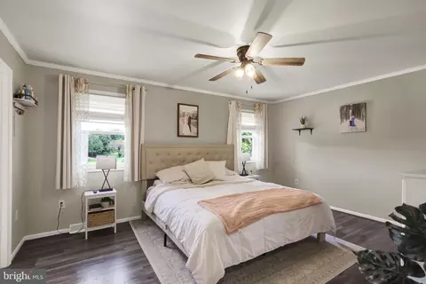 Bedroom - 81 W South Ave, Landisville, PA 17538 photo 1 of 6