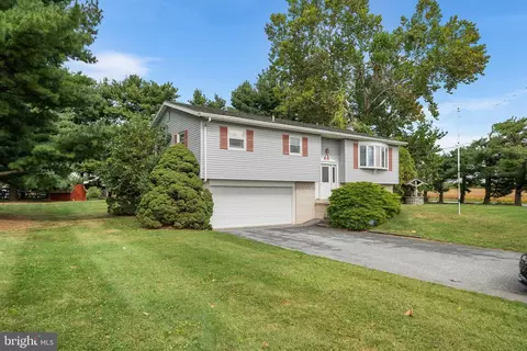 96 Brubaker Rd, Lititz, PA 17543 photo 6