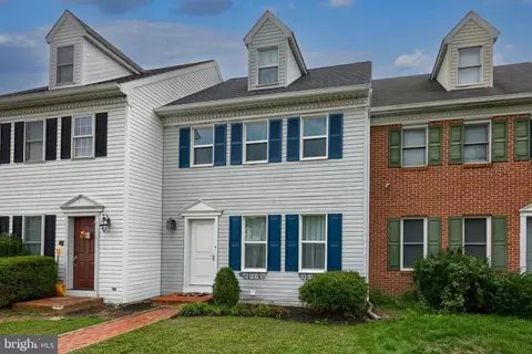 Exterior - 425 Cardinal Rd, Lititz, PA 17543 photo 1 of 5