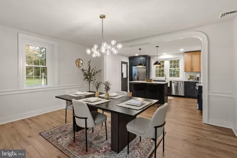 Dining - 110 E Pine St, Ephrata, PA 17522 photo 1 of 5