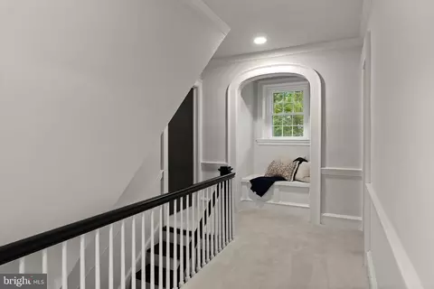 Entry Way - 110 E Pine St, Ephrata, PA 17522 photo 5 of 8