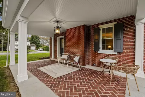 Exterior - 110 E Pine St, Ephrata, PA 17522 photo 6 of 13