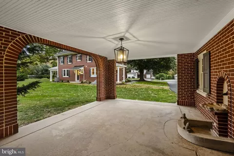 Exterior - 110 E Pine St, Ephrata, PA 17522 photo 13 of 13