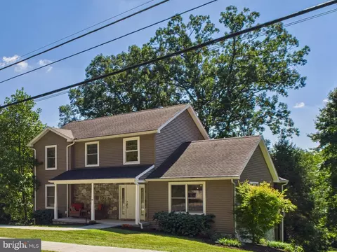 111 Ridge Ave, Ephrata, PA 17522