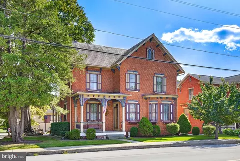 101 Miller St, Strasburg, PA 17579