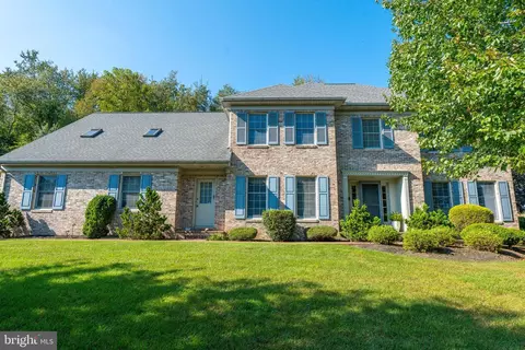 2635 Beechwood Rd, Lancaster, PA 17601