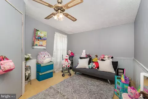 90 Penn Valley Vlg, Lititz, PA 17543 photo 17