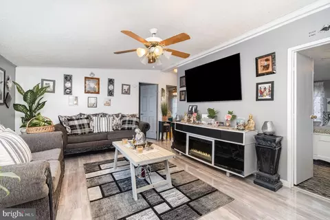 90 Penn Valley Vlg, Lititz, PA 17543 photo 6