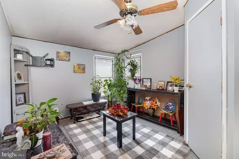 90 Penn Valley Vlg, Lititz, PA 17543 photo 20