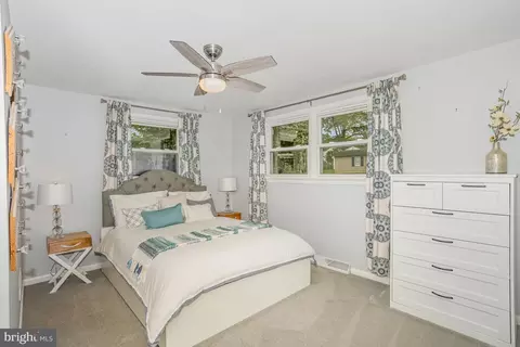 Bedroom - 129 Forney Dr, Lititz, PA 17543 photo 1 of 8