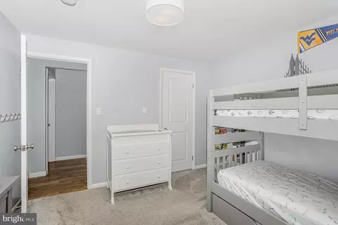 Bedroom - 129 Forney Dr, Lititz, PA 17543 photo 4 of 8