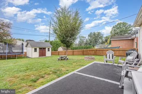 Exterior - 129 Forney Dr, Lititz, PA 17543 photo 6 of 9