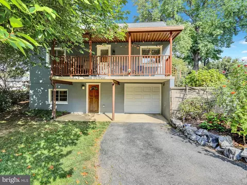 Exterior - 117 W Oregon Rd, Lititz, PA 17543 photo 2 of 6