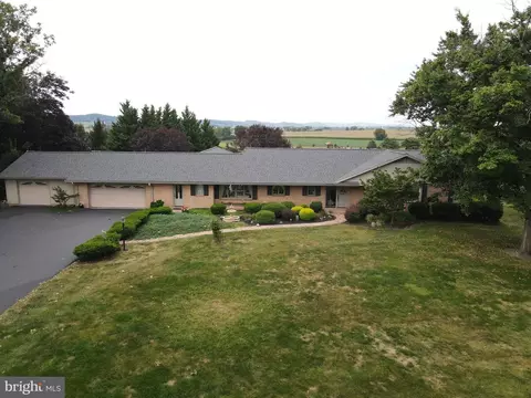 Exterior - 1680 Clear Spring Rd, Mount Joy, PA 17552 photo 13 of 17