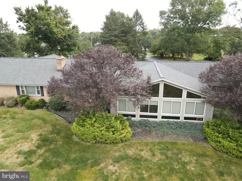 Exterior - 1680 Clear Spring Rd, Mount Joy, PA 17552 photo 16 of 17
