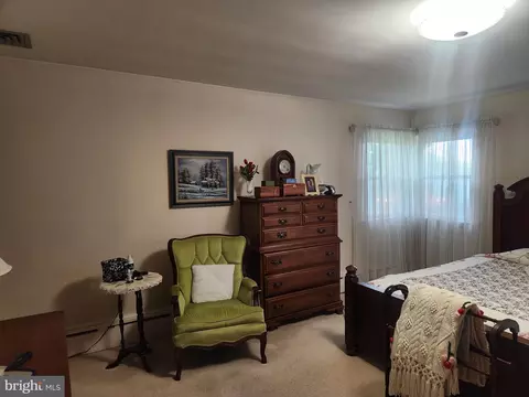Bedroom - 1680 Clear Spring Rd, Mount Joy, PA 17552 photo 3 of 4