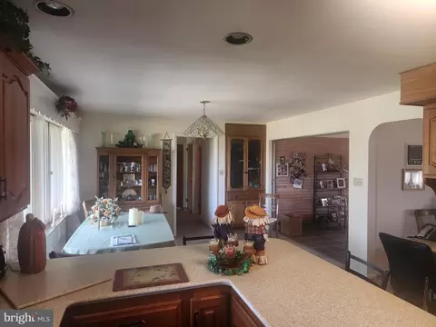 Entry Way - 1680 Clear Spring Rd, Mount Joy, PA 17552 photo 1 of 12