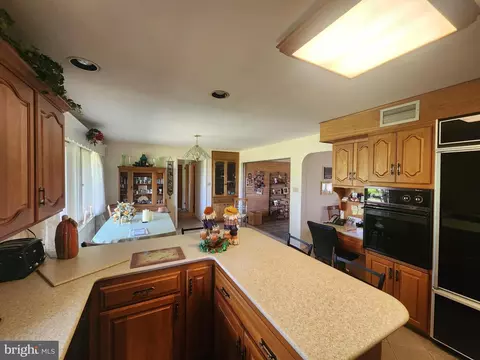 Kitchen - 1680 Clear Spring Rd, Mount Joy, PA 17552 photo 2 of 3