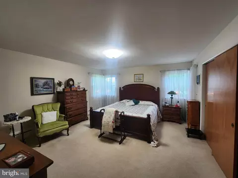 Bedroom - 1680 Clear Spring Rd, Mount Joy, PA 17552 photo 1 of 4