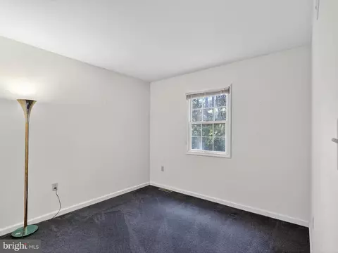 Bedroom - 427 Crosswinds Dr, Lititz, PA 17543 photo 5 of 7