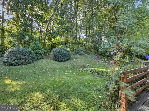 Exterior - 427 Crosswinds Dr, Lititz, PA 17543 photo 5 of 5