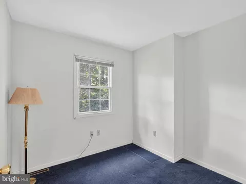 Bedroom - 427 Crosswinds Dr, Lititz, PA 17543 photo 7 of 7