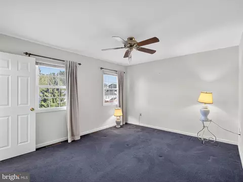 Bedroom - 427 Crosswinds Dr, Lititz, PA 17543 photo 3 of 7