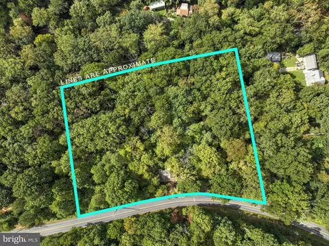 90 Hilldale Rd, Holtwood, PA 17532