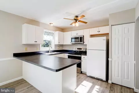 230 Hickory Dr, Lititz, PA 17543 photo 21