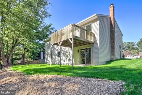 230 Hickory Dr, Lititz, PA 17543 photo 6