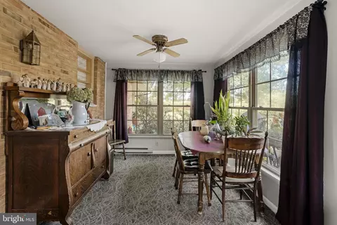 Dining - 671 Snyder Hill Rd, Lititz, PA 17543 photo 4 of 4